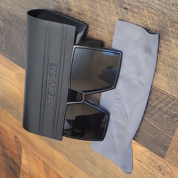 Christian Dior 30Montaigne SU Sunglasses - Picture 2 of 10